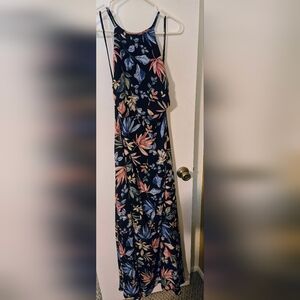 New with tags - Lulu's halter maxi dress with tied back - XL